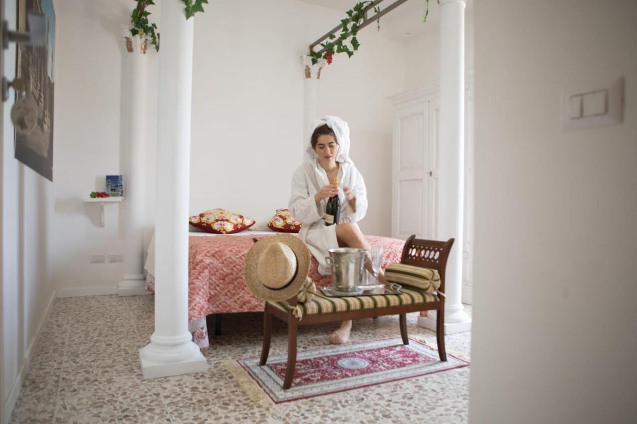 Il Ceppo Sui Sentieri Per Amalfi Bed & Breakfast Pimonte Bagian luar foto