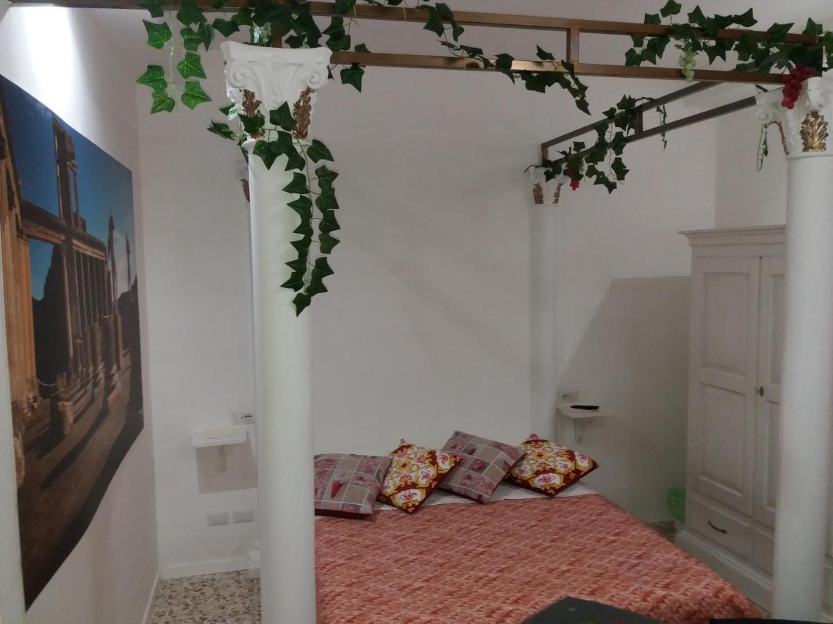 Il Ceppo Sui Sentieri Per Amalfi Bed & Breakfast Pimonte Ruang foto