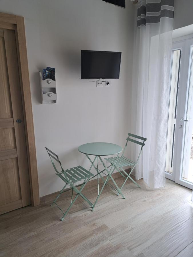 Il Ceppo Sui Sentieri Per Amalfi Bed & Breakfast Pimonte Bagian luar foto
