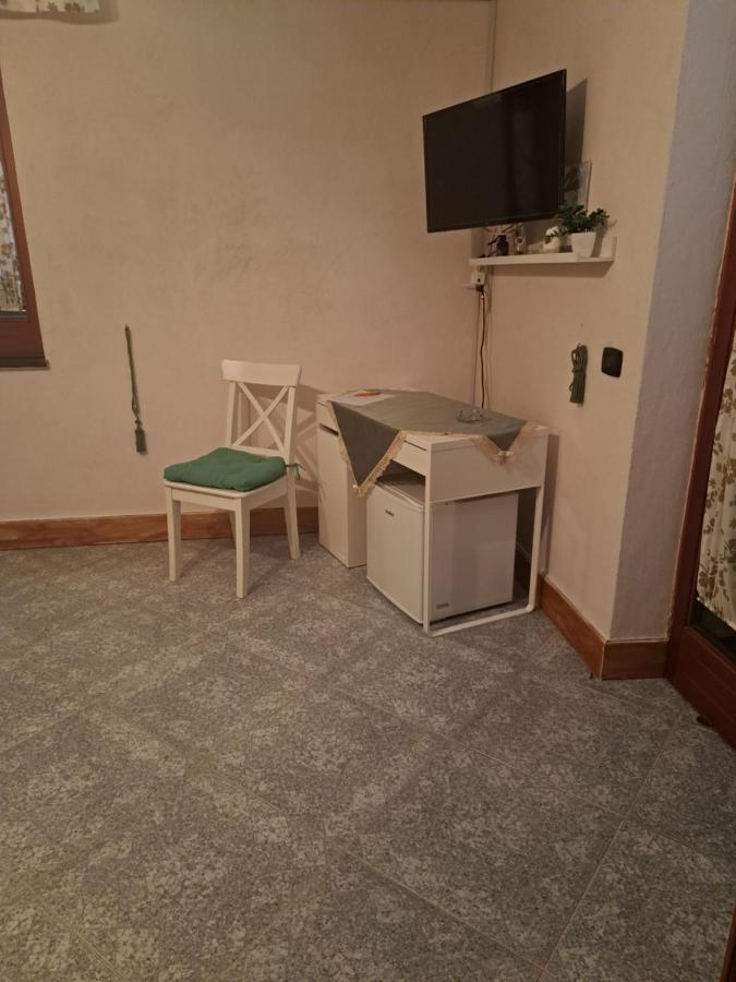 Il Ceppo Sui Sentieri Per Amalfi Bed & Breakfast Pimonte Bagian luar foto